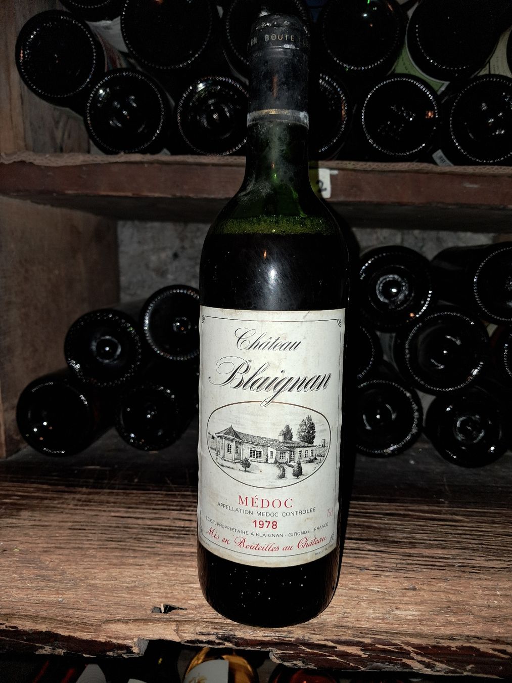 Vino: Château Blaignan Médoc 1978 – Nuovo e nell'imballaggio originale da Le locle venduto da juliensaran