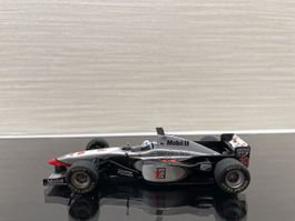 McLaren Mercedes MP4/13  Formel 1 Modellauto