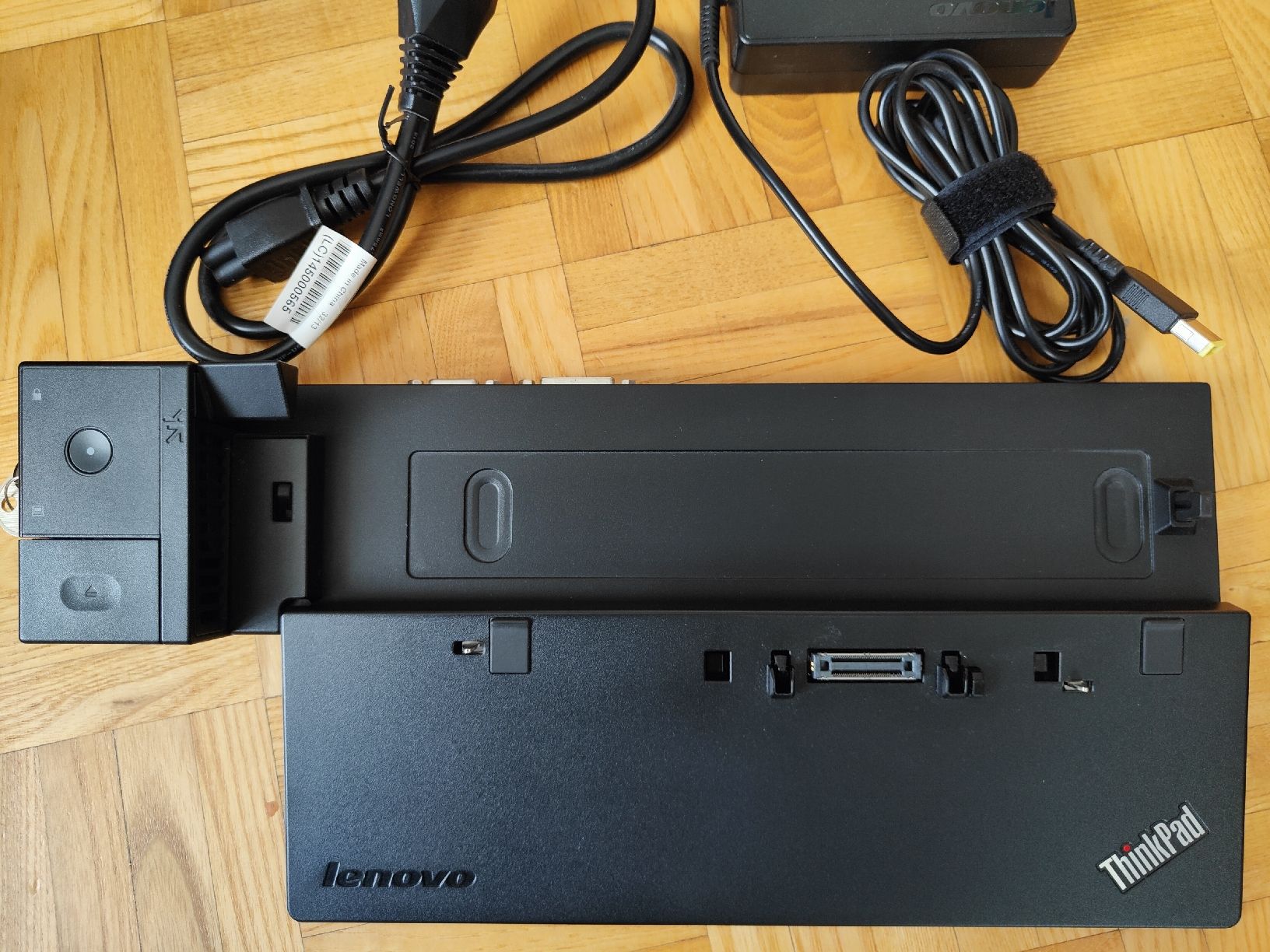 Lenovo Docking station: ThinkPad Pro Dockingstation – D'occasion à Goldach par Platinum7 5