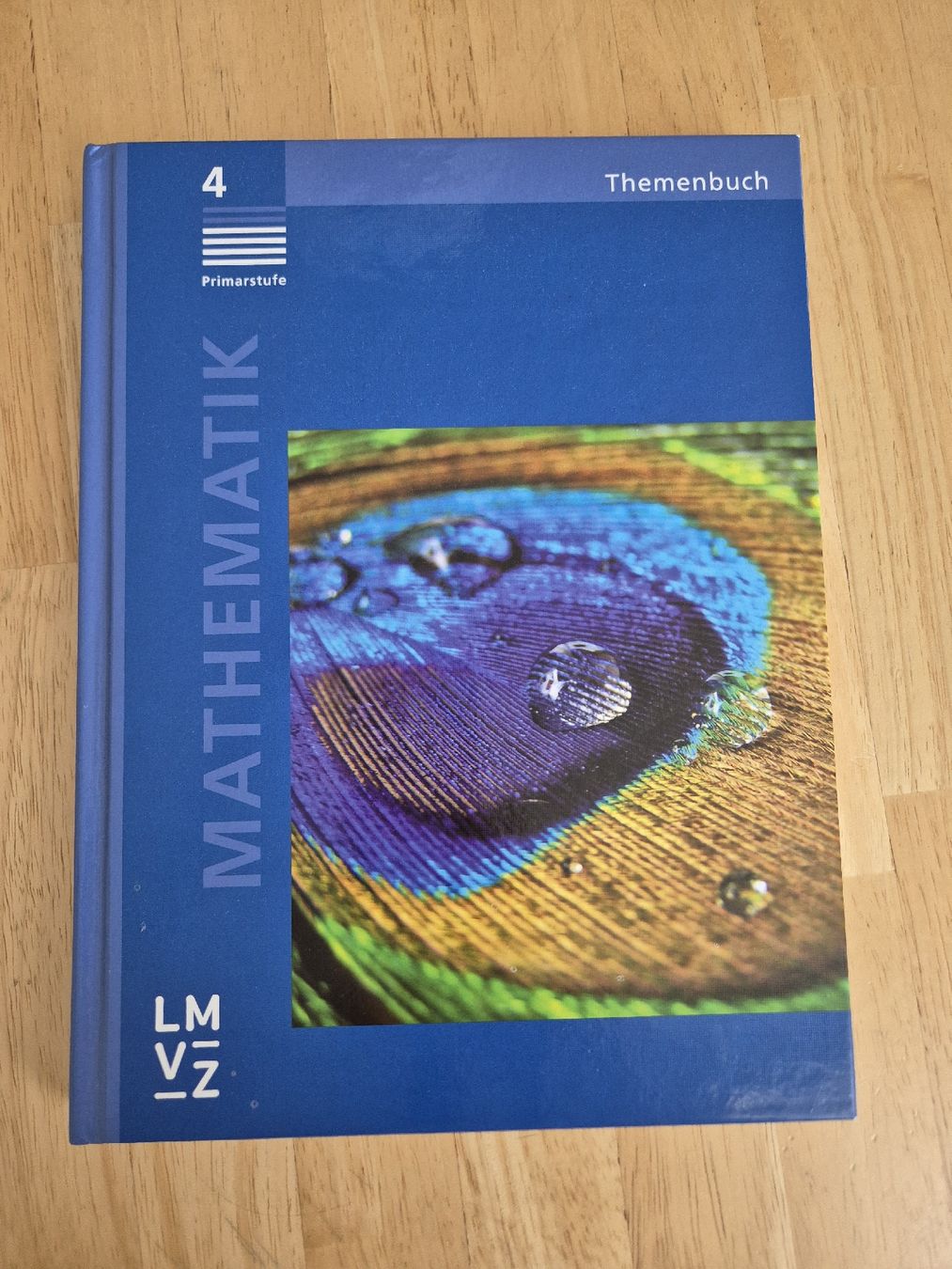 Libri: Mathematik Themenbuch 4 neuwertig – Nuovo (secondo la descrizione) da Zürich venduto da Inanina