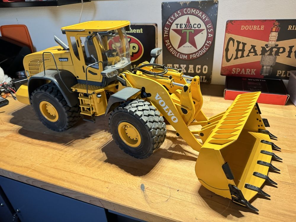 Miniature Joal 1/50 - Chargeuse Volvo L330C - TP BTP - Très Bon état Avec Boîte