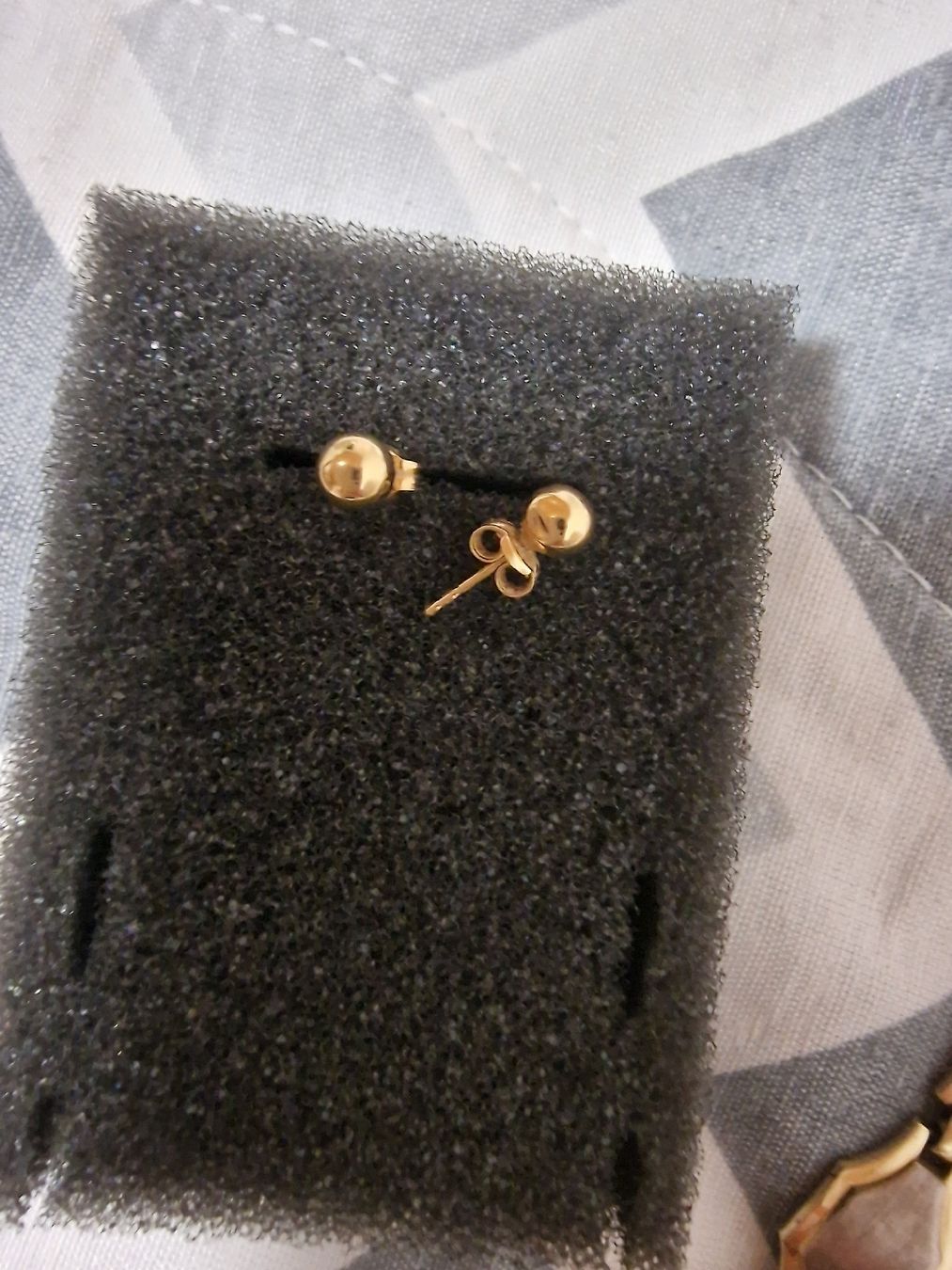 Boucles d'oreille: Ohrstecker Kugel eht gold – Neuf (Voir description) à Niederbipp par mer_qmc7