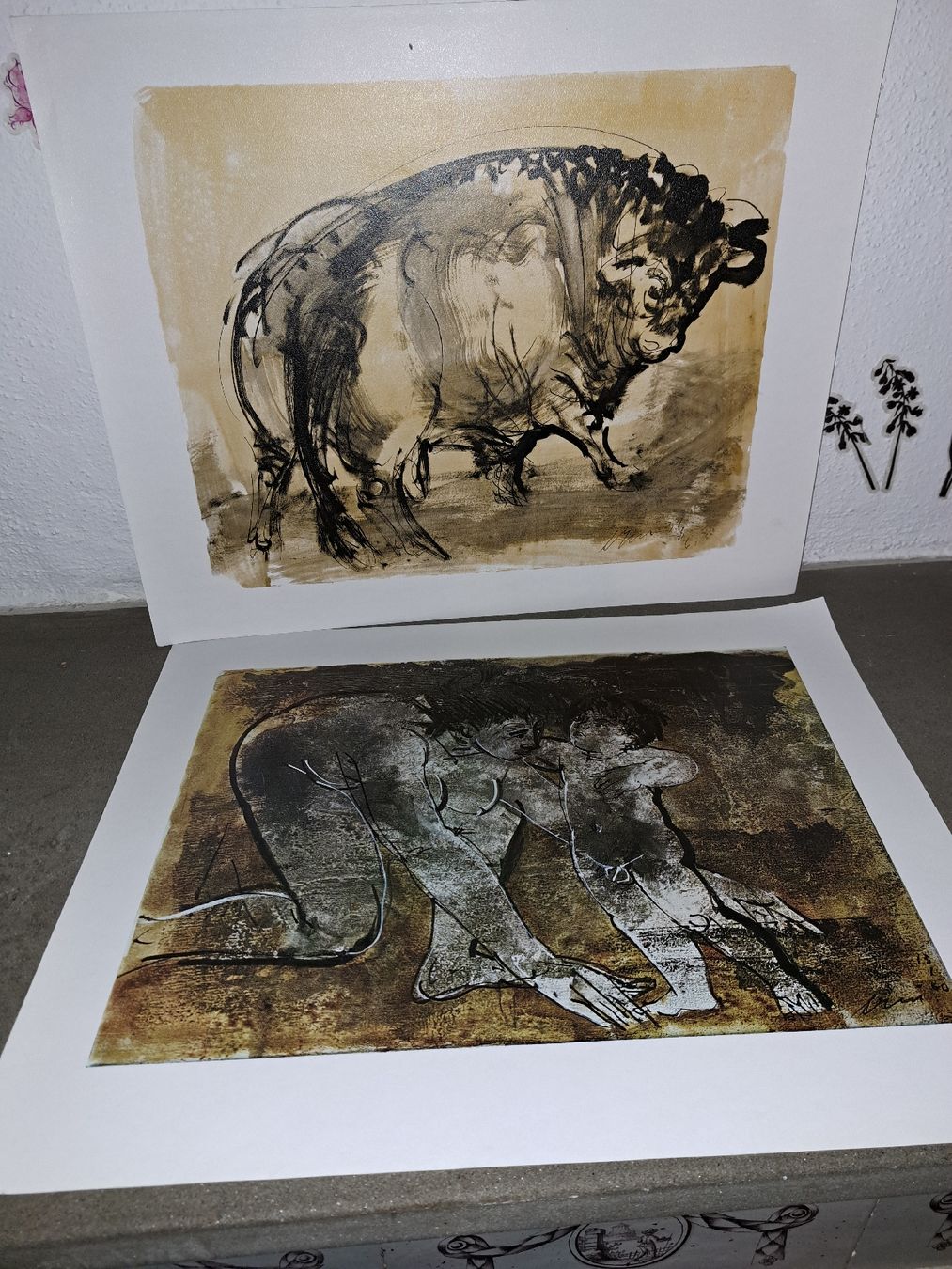 Grafica & Litografie: Hans Erni Kunstdrucke, Mutter mit Kind & Stier, 1965,  – Usato da Kölliken venduto da Upcycling-by-Mc-TAM
