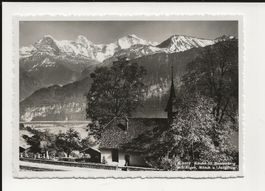 AK ca. 1950 Kirche St. Beatenberg, Eiger, Mönch u Jungfrau
