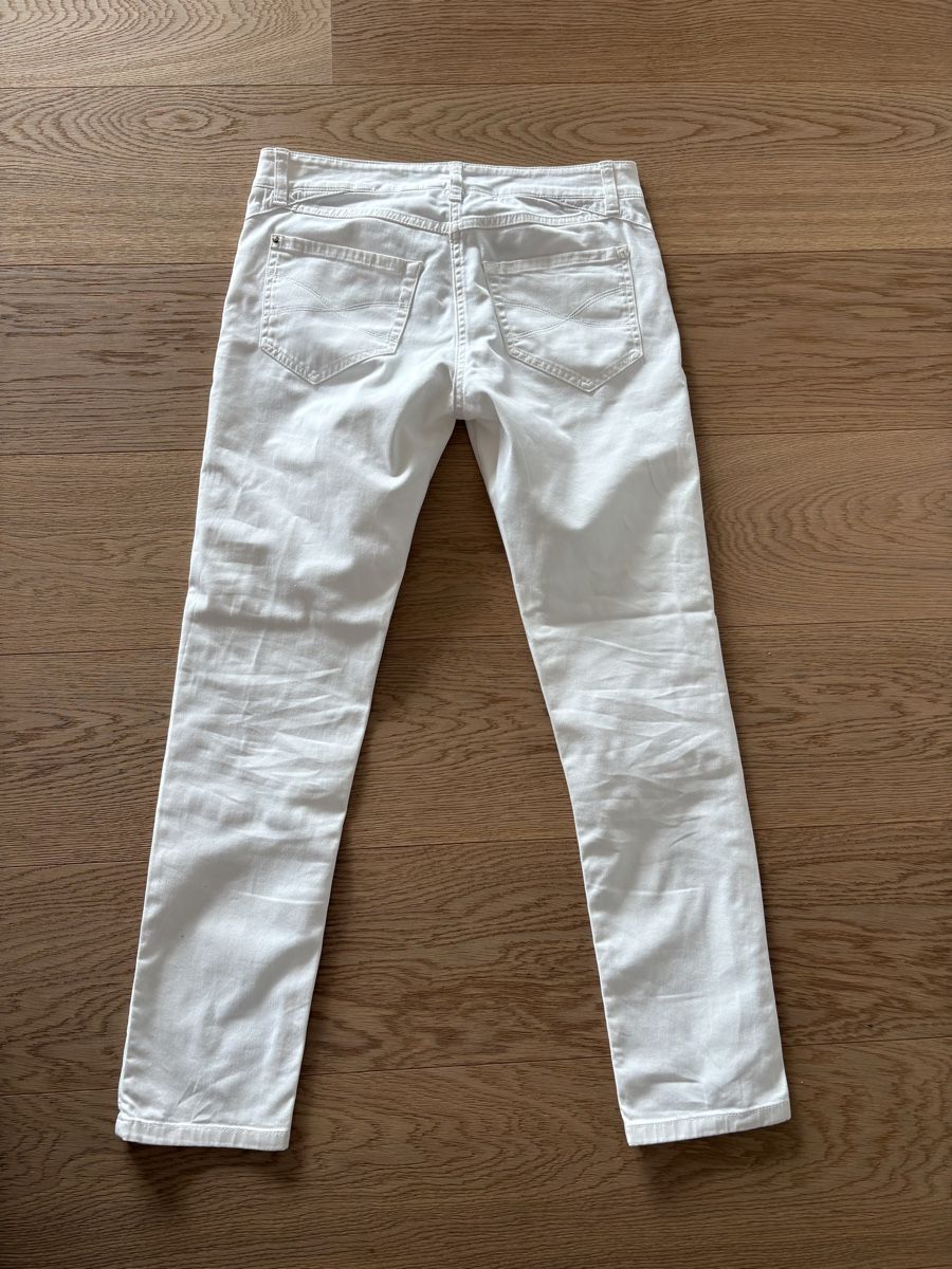 Brunello Cucinelli Pantaloni: Brunello Cucinelli white pants  – Nuovo (secondo la descrizione) da St. Gallen venduto da ott_f827 1