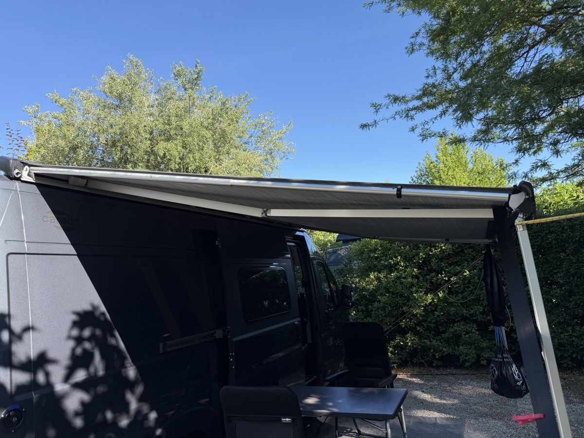 Thule Tende da sole: Thule Tension Rafter G2 Spannstange 2,5 m – Usato da Biglen venduto da Kadettgtv 2