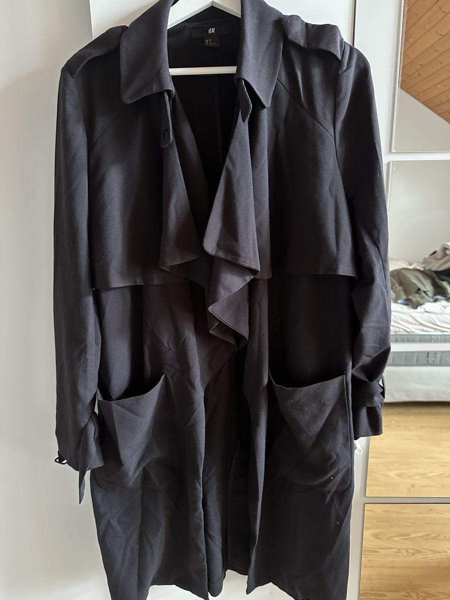 H&M Cappotti: Übergangsmantel Gr. 36 schwarz – Usato da Münsingen venduto da Secondhand89