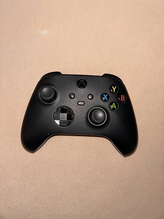 Consoles: Xbox One mit Controller – D'occasion à Steffisburg par en1sz21 1