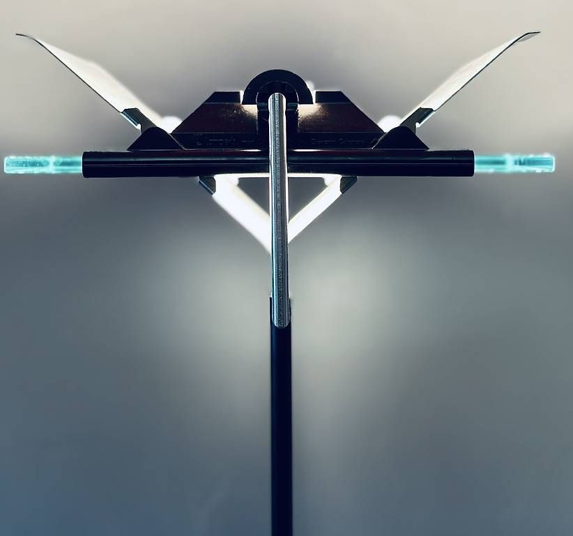 Lampade: Lampadaire Diedron par Giovanni Grignani – Usato da Carouge GE venduto da polymagoo