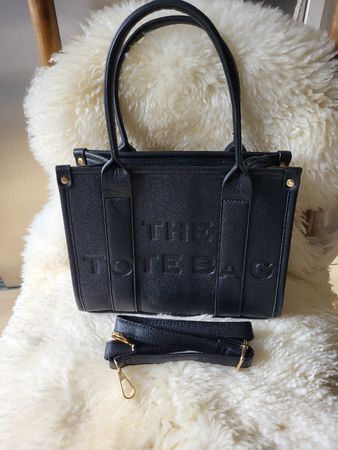 Designer  handtasche  schwarz  siehe Foto  Neu