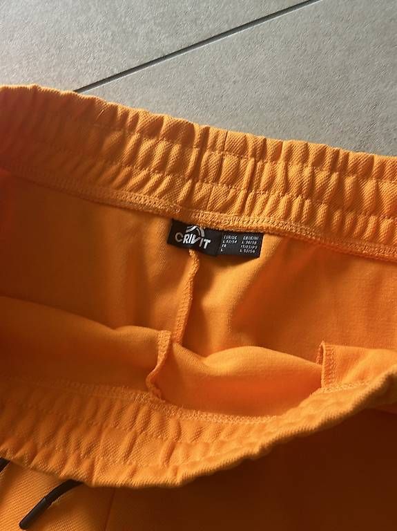 Hosen: Sporthose neon Orange – Neu und originalverpackt aus Maisprach von _aliciarebecca_ 2