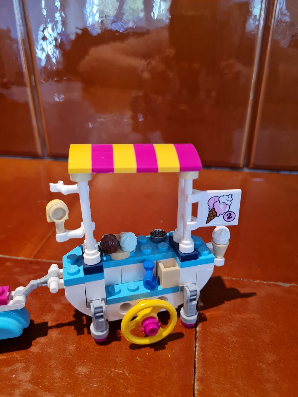 Lego Giocattoli: LEGO Friends 41389 Eiswagen mit Roller – Usato da Würenlos venduto da Dodo7 1