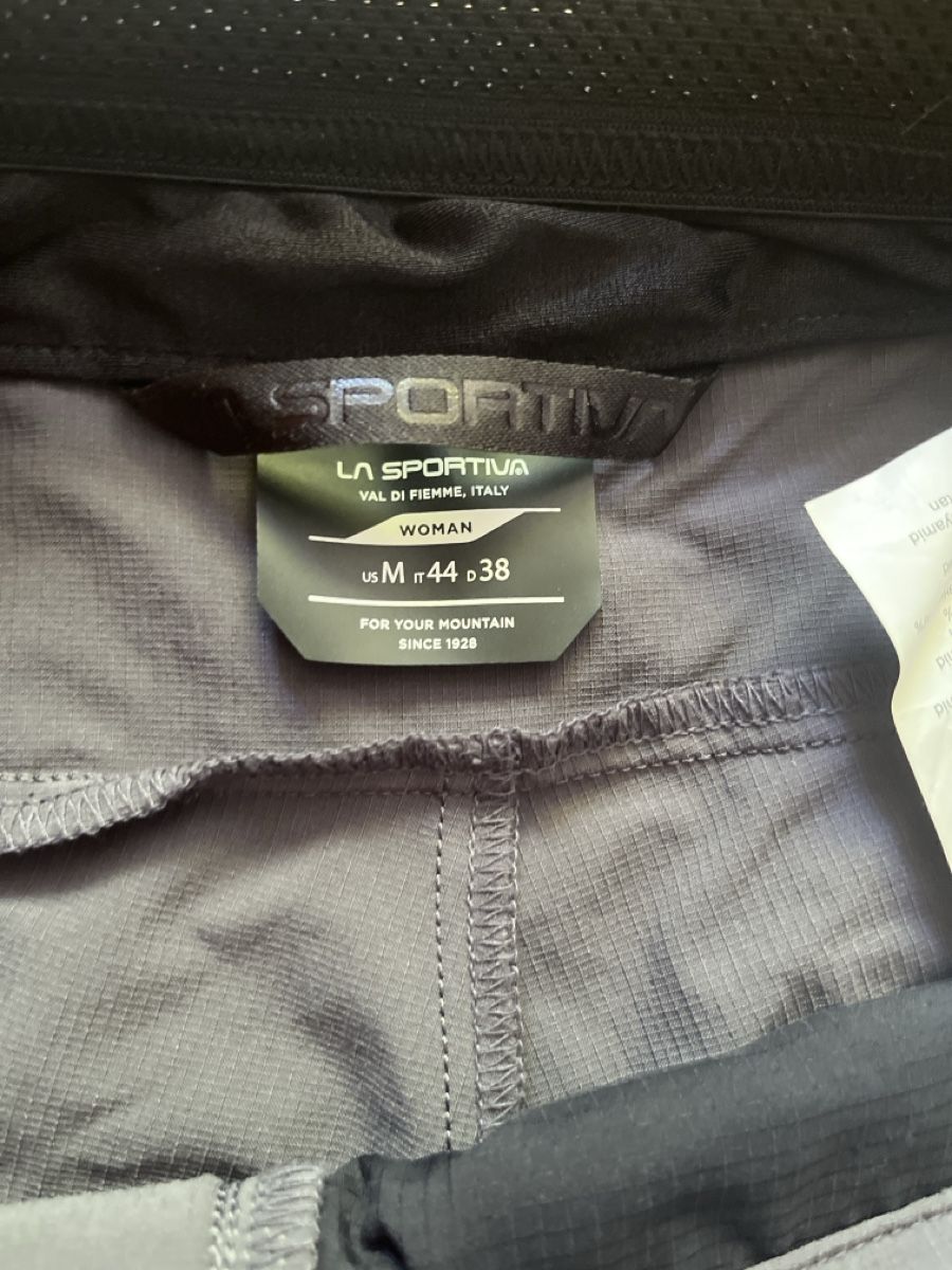 La Sportiva Pantaloni: leichte Wanderhose – Usato da St. Gallen venduto da cor_c9lz 1