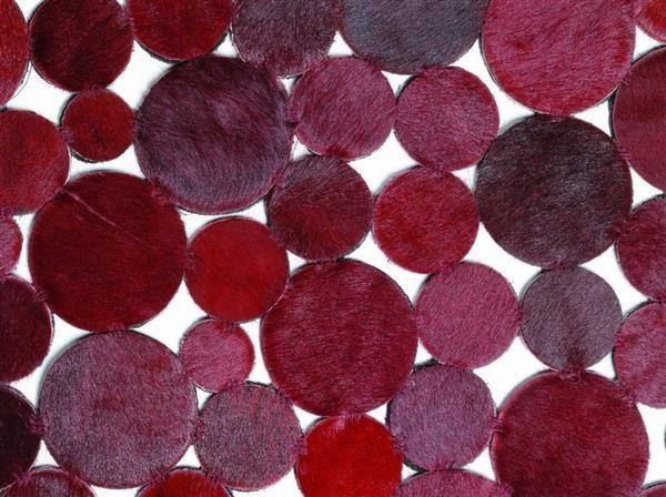 Tappeti: Kuhfell Teppich Patchwork Bordeaux – Nuovo e nell'imballaggio originale da Arbedo venduto da patagonialeatherrugs 1