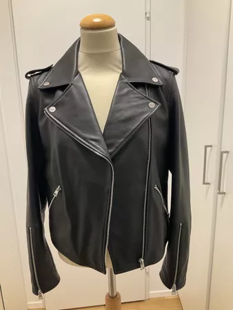 Lederjacke Hugo Boss schwarz neu mit Etikett Grösse S