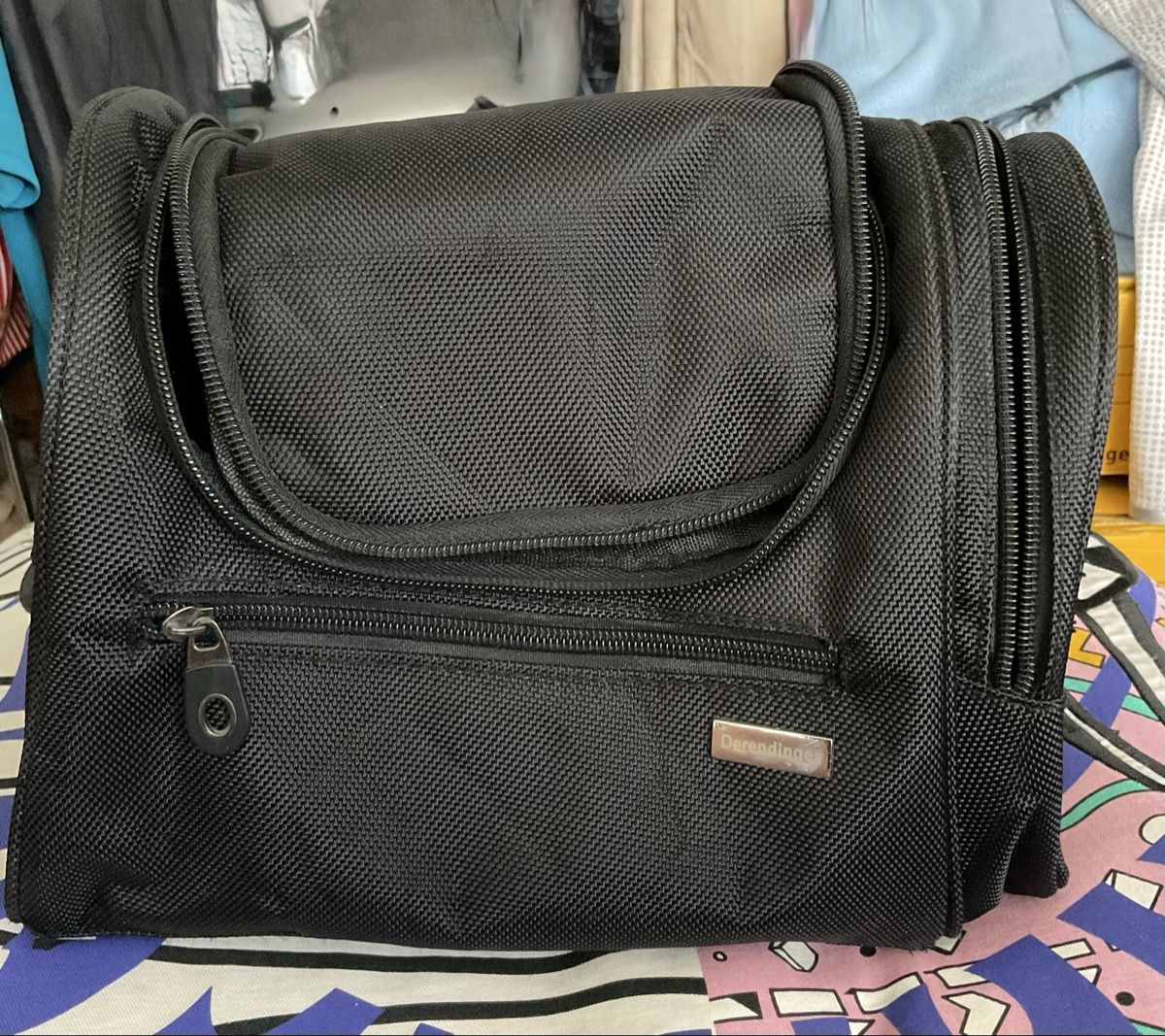 Kosmetikkoffer: Reise Necessaire – Gebraucht aus Herisau von eri_2tb5