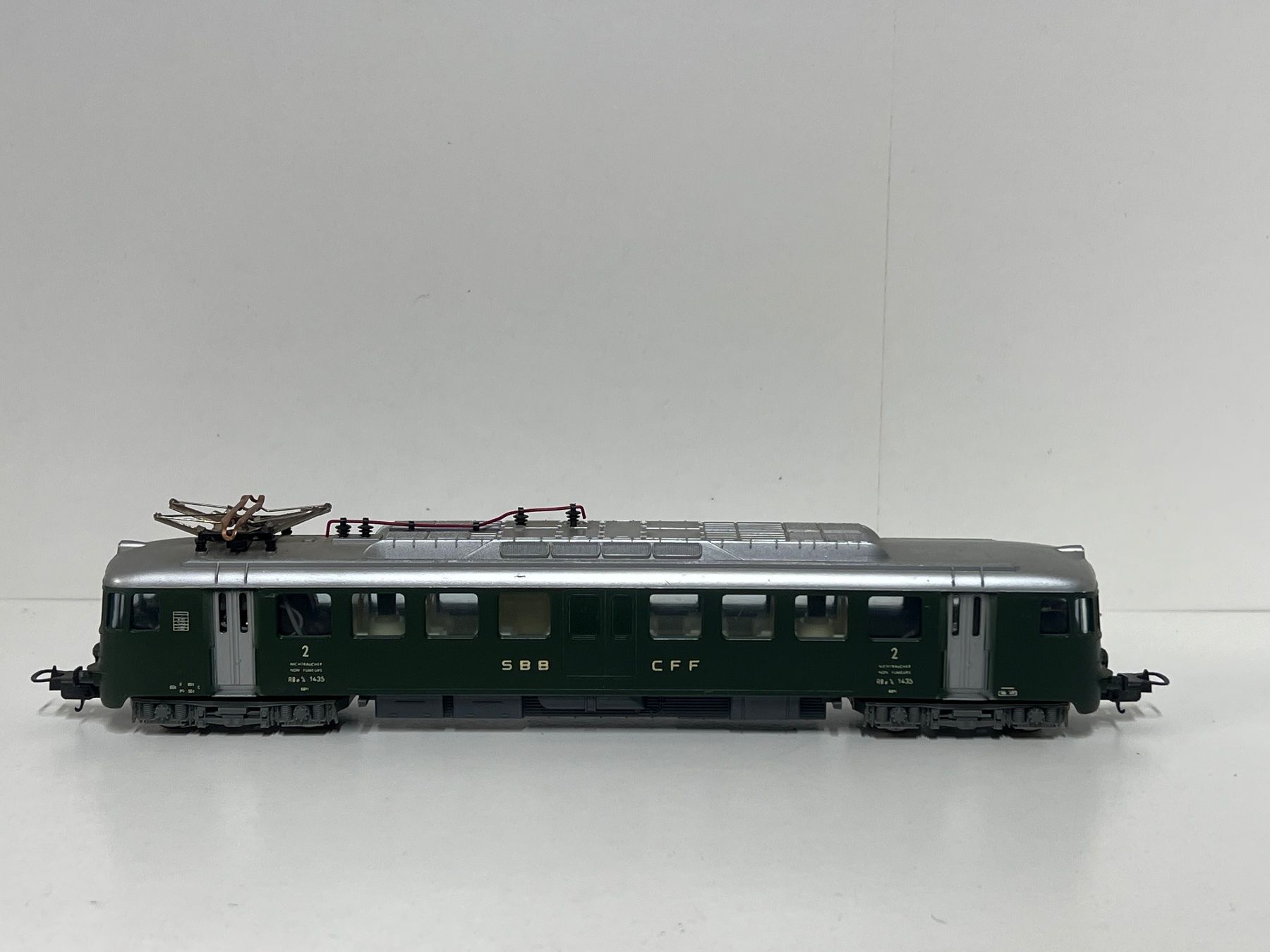 Lima Modellini di ferrovie: LIMA Rbe 4/4 SBB H0 DC – Usato da Neuenhof venduto da ludovicco