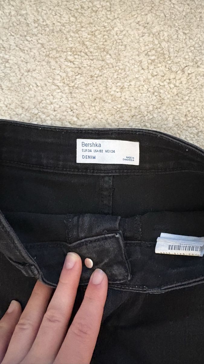 Bershka Jeans:  Shorts – Nuovo (secondo la descrizione) da Winterthur venduto da m.tix 1