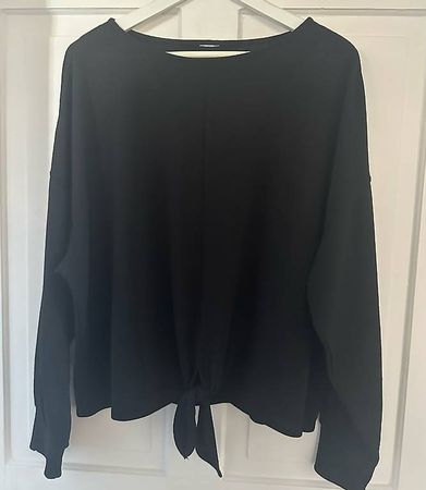 NEUWERTIG! Elegante, lockere TUNIKA von ZARA. Gr. 42