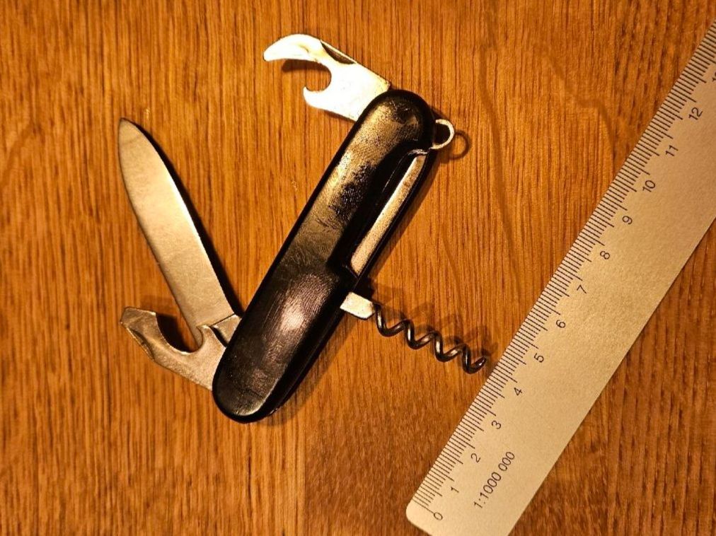 Couteaux de poche: Taschenmesser U.S. ARMY schwarz – D'occasion à Bern par Respirit 7