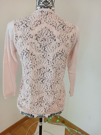 Damen Cardigan rosé mit Spitzenrücken Gr. M Frühling