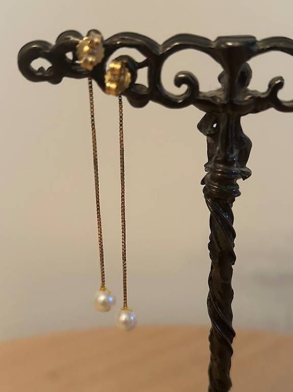 Orecchini pendenti & Orecchini a lobo: 18 Karat Goldohrring mit Perlen – Usato da Luzern venduto da lou4444 1