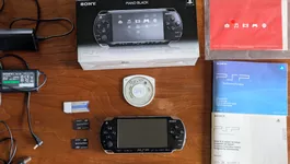 Sony PSP 2004 Slim & Lite Piano Black, Boxed, Battery, 6GB