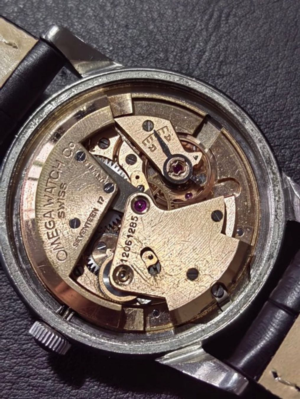 Omega Uhren: Omega Small Seconds - Automatic Bumper – Gebraucht aus Küsnacht ZH von Mecxco 6