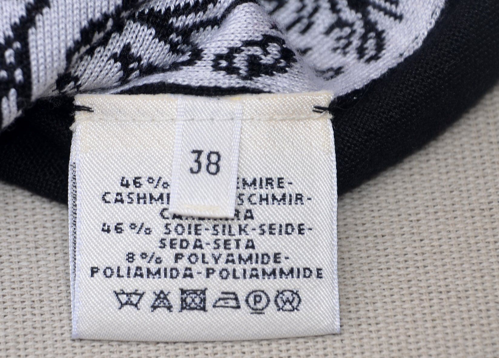 Hermès Maglioni & Felpe: Hermès  Kaschmirpullover / Pull en cachemire .S – Usato da Collonges venduto da Auganien 8