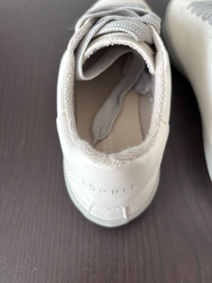 Esprit Scarpe da donna: Esprit Damen Sneaker, weiss, Gr. 39, neu – Nuovo (secondo la descrizione) da Adliswil venduto da ninotschka7 2