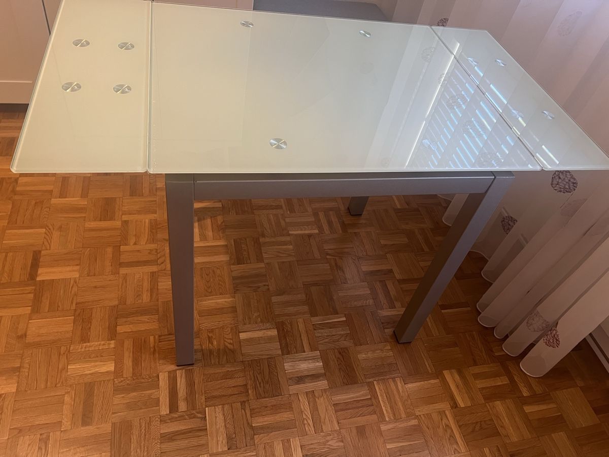 Tavoli: Table en verre allongeable en 3 tailles – Usato da Chêne-Bougeries venduto da RafalDeBastos 4