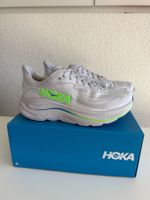 HOKA Clifton 10 – NEUVES – EU 43 1/3 – US 9.5 – Boîte d’ori.