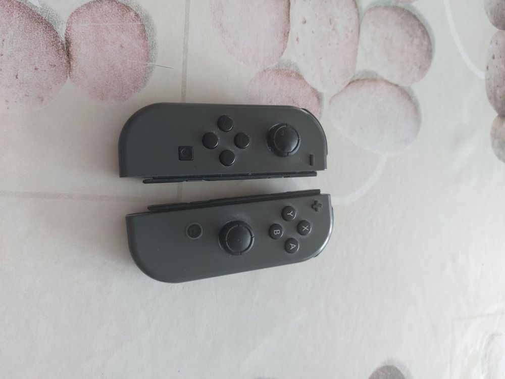 Nintendo JoyCons Kaufen auf Ricardo