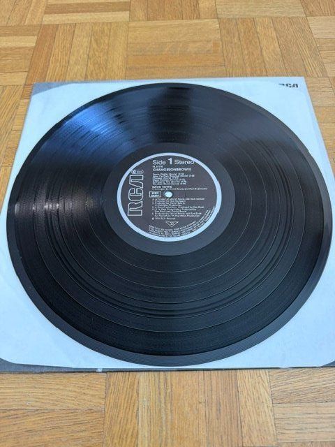 Schallplatten: David Bowie 1973 Changesonebowie (LP) – Gebraucht aus Territet von Yvanz 1