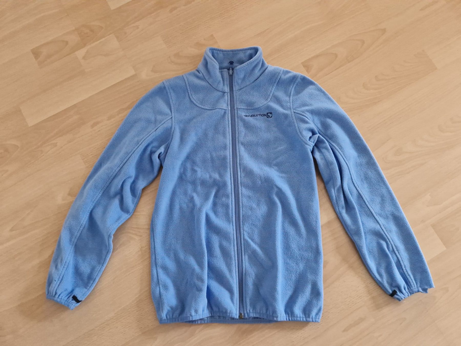 Pullover & Sweatshirts: Hellblauer Fleece-Pullover, Grösse 164 – Gebraucht aus Greifensee von Janali01