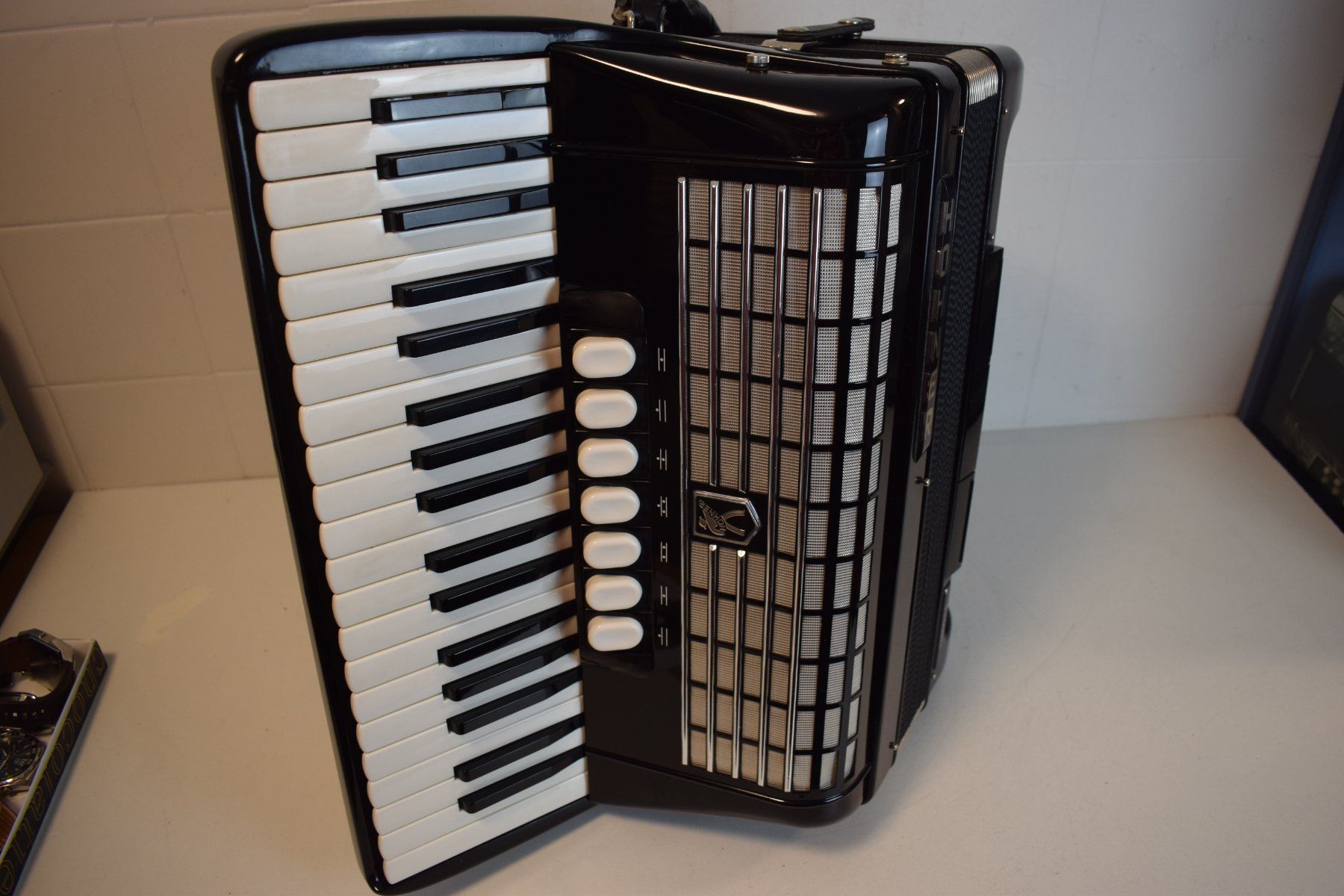 Hohner Musikinstrumente: Akkordeon chromatisch Hohner Tango II S – Gebraucht aus Zürich von baumusik 6