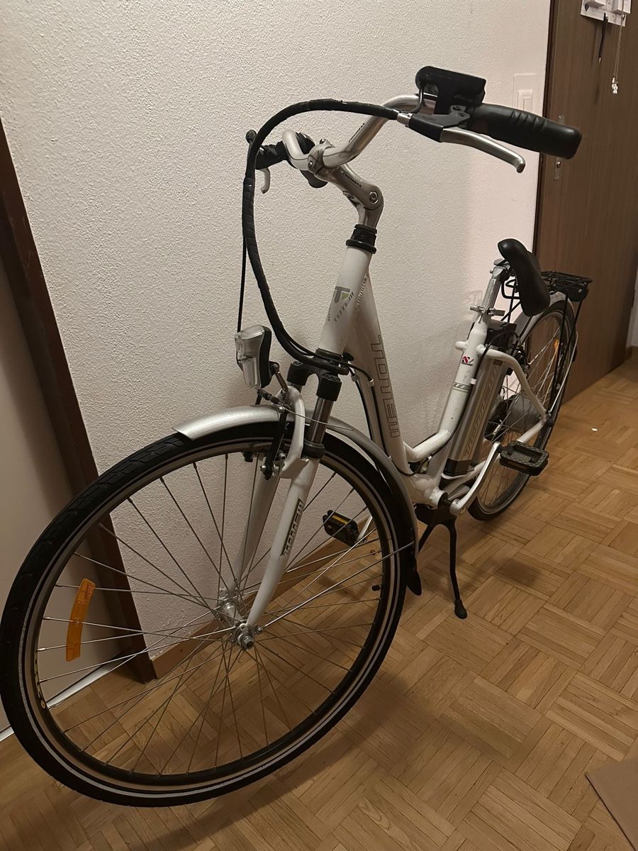 Velos: 1x Elektro Velo 2x Velos  – Gebraucht aus Brugg AG von ToniMontana95 2