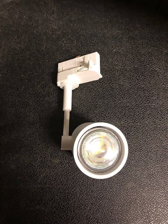 Lampadari & plafoniere: Stromschienen Leuchten – Usato da Thalheim venduto da Stagecraft