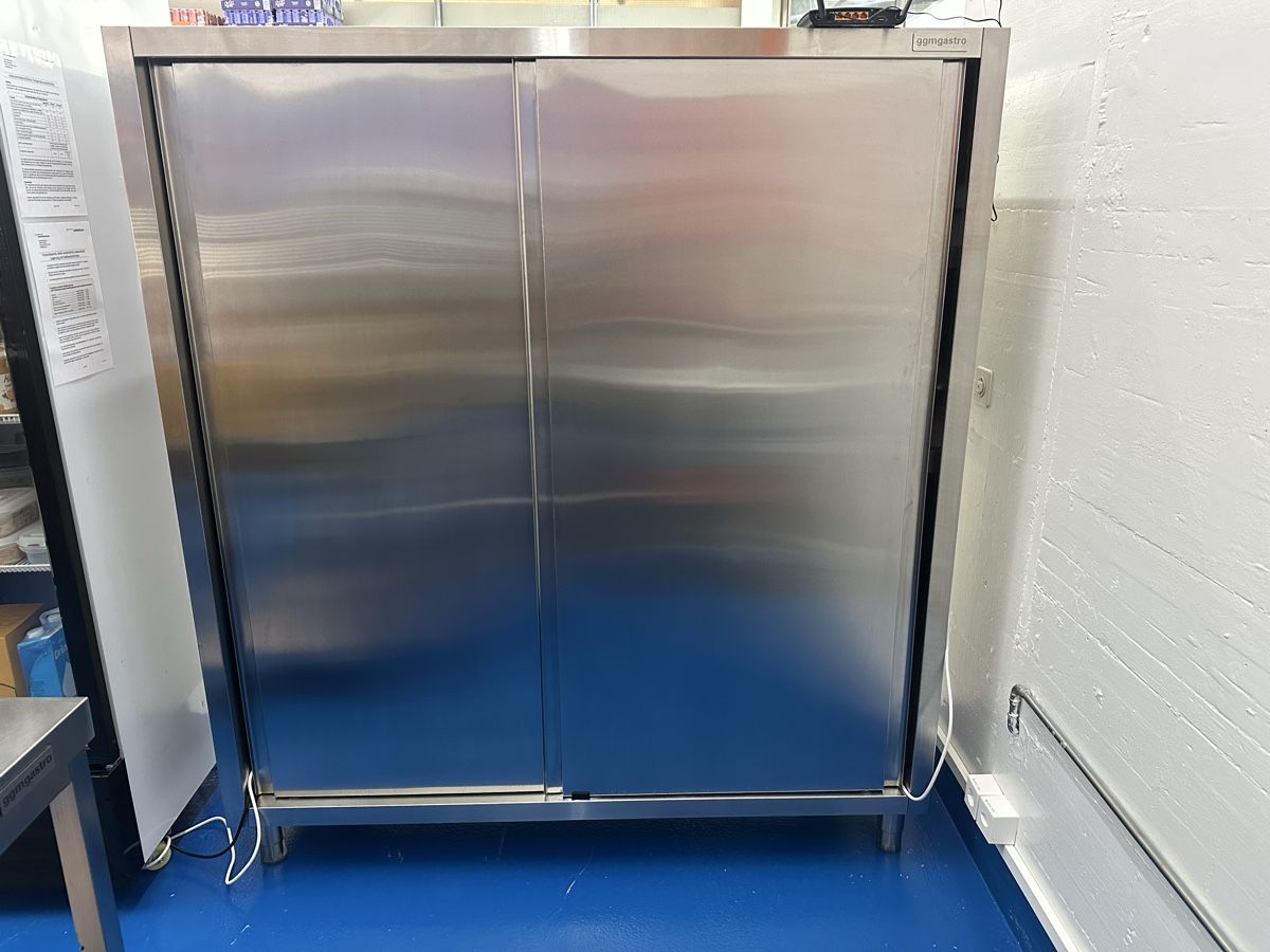Cucine complete: Edelstahl Geschirrschrank – Nuovo (secondo la descrizione) da Rothrist venduto da buy-cool 1