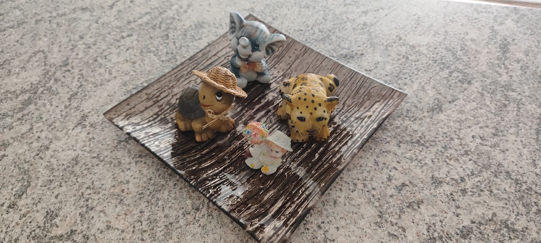 Tutte le decorazioni: Glas und Keramik Figuren Set – Usato da Dielsdorf venduto da ann_b9cy 1