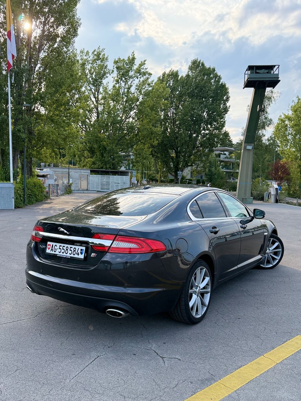 Jaguar Autos: JAGUAR XF 3.0 V6 S Premium Luxury – Gebraucht aus Würenlos von ana_9g8t 2