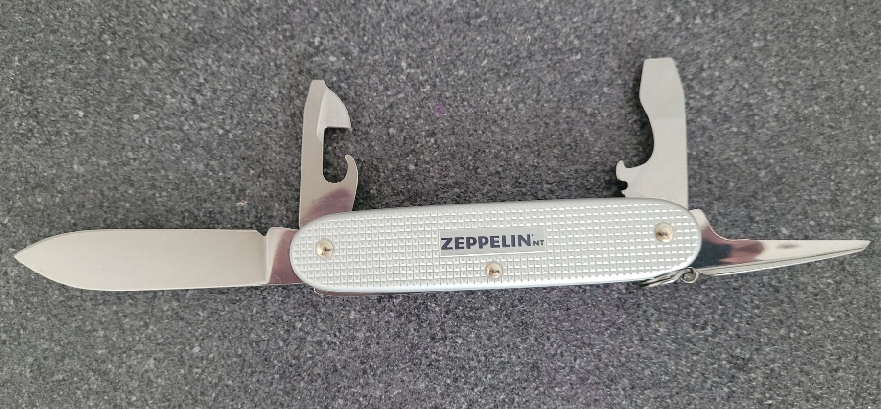 Victorinox Couteaux de poche: Sackmesser VIKTORINOX " Zeppelin NT" – Neuf avec emballage d'origine à Kaltbrunn par Manitowoc 5