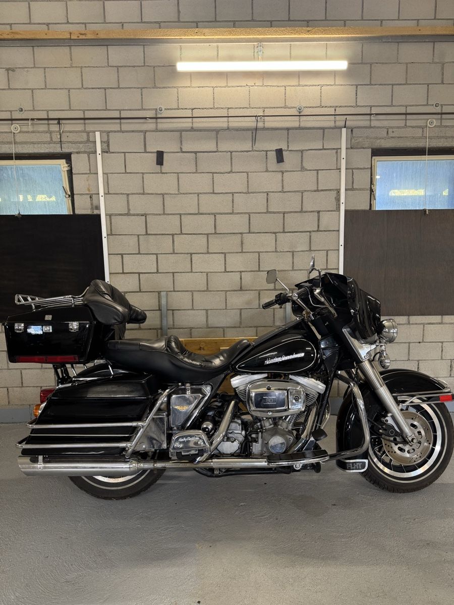 Harley-Davidson Touring: Harley Davidson – Défectueux à Martigny par Shaqiri.artan 7
