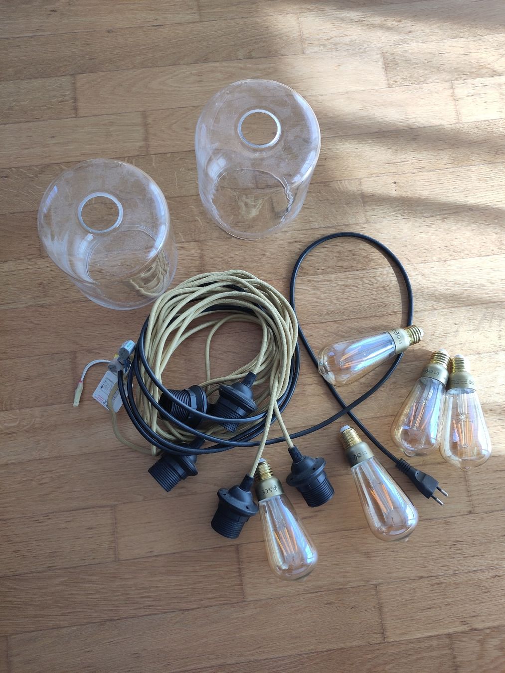 Ikea Lampadari & plafoniere: ensemble de lampes à suspendre – Usato da Vevey venduto da chiara_a
