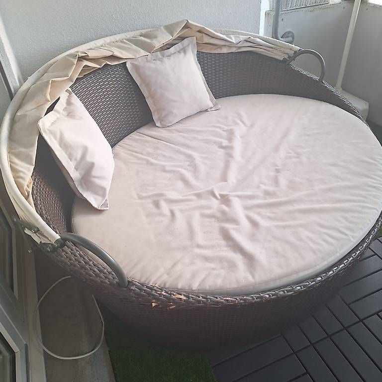 Chaises longues: Liegemuschel  – D'occasion à Oberentfelden par vla_pyr6 2