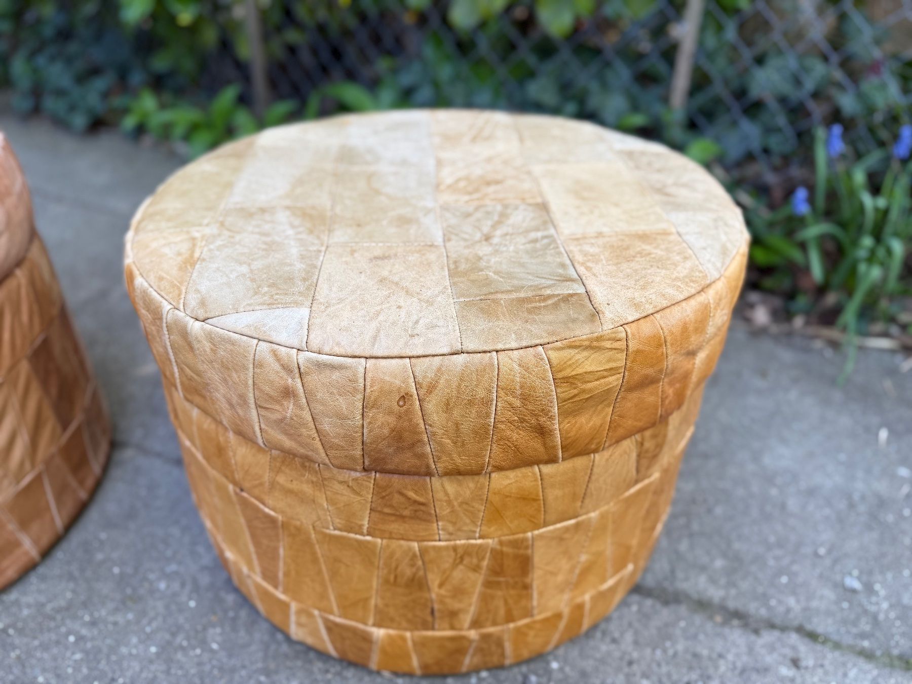 Sgabelli: Hocker Truhe Pouf // Leder // C – Usato da Schinznach-Dorf venduto da mix 2
