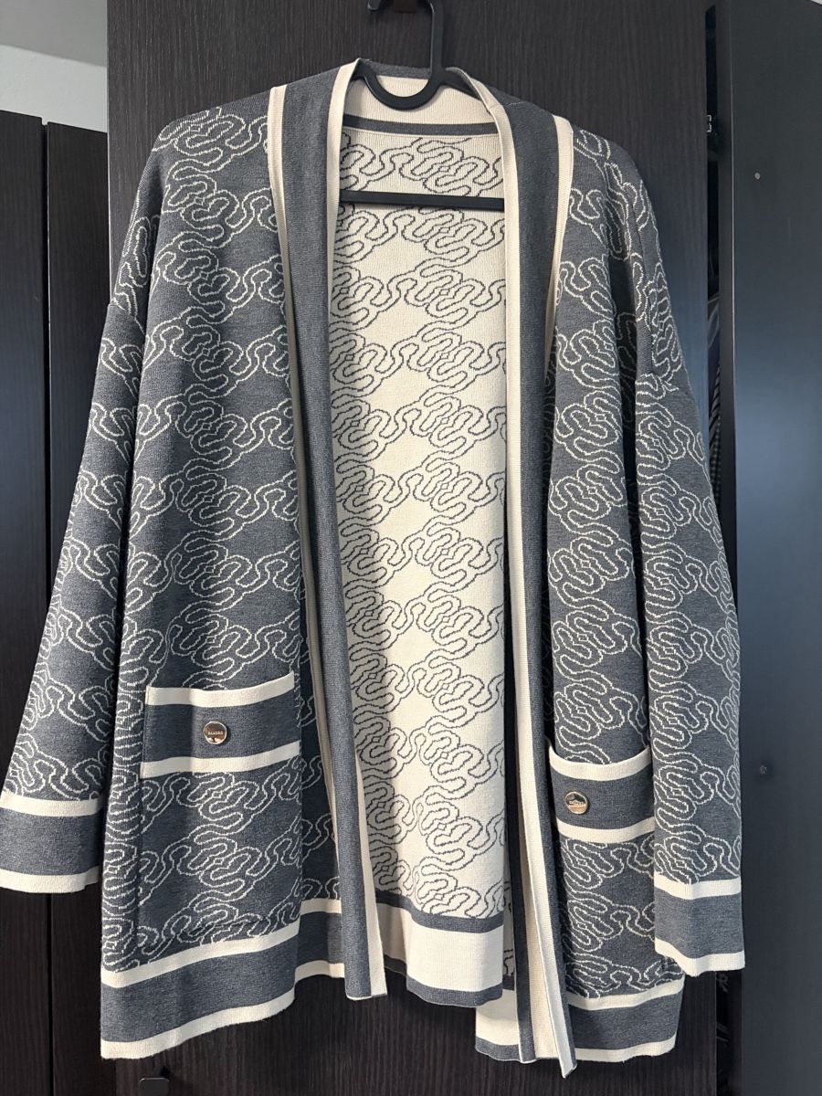 Sandro Jacken: Sandro Gr. O reversible cardigan ab 1.- – Gebraucht aus Baar von GerberaRosa 1