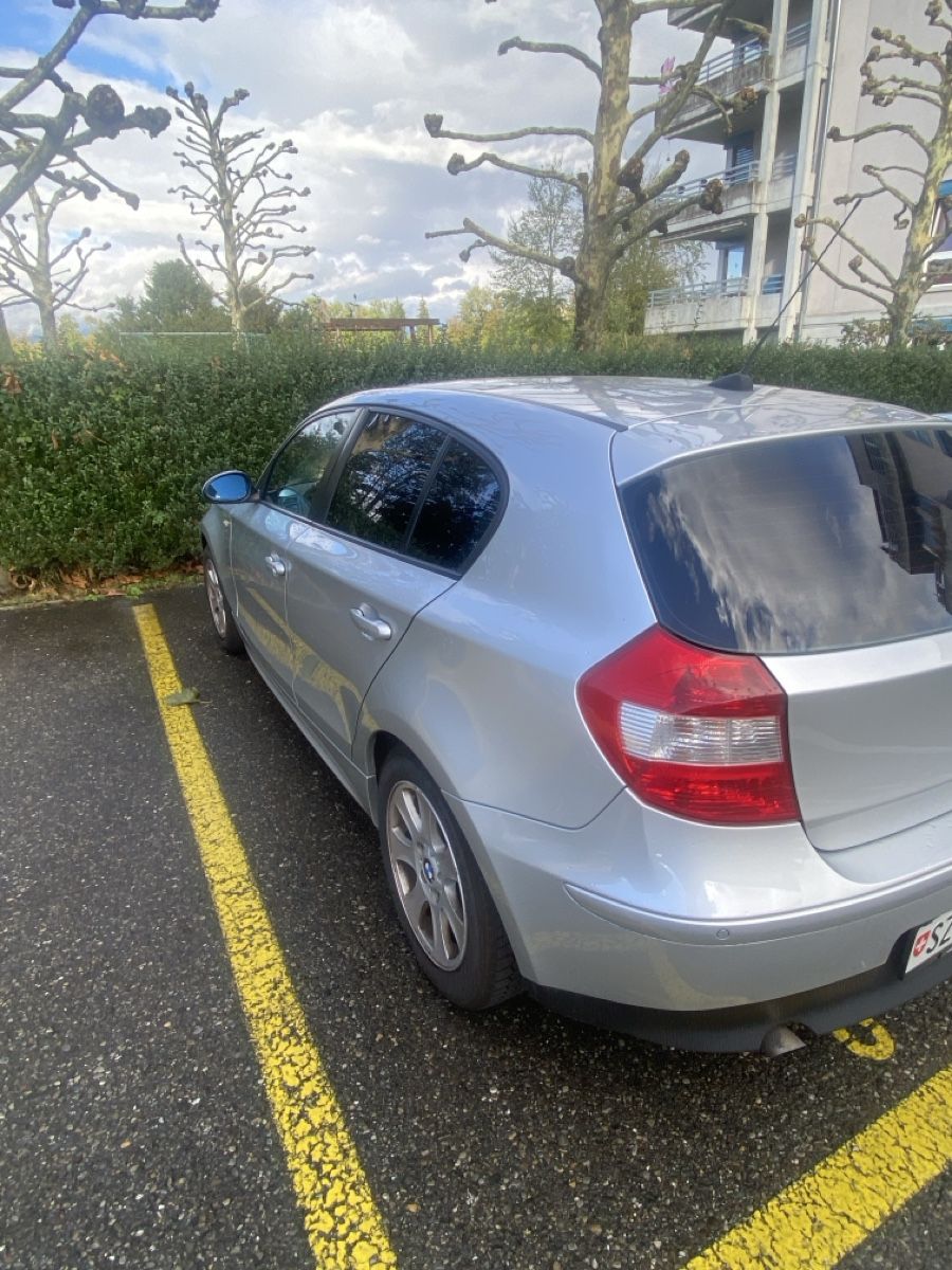 BMW Automobili: Bmw116i – Usato da Lachen SZ venduto da zak_7ysj 5