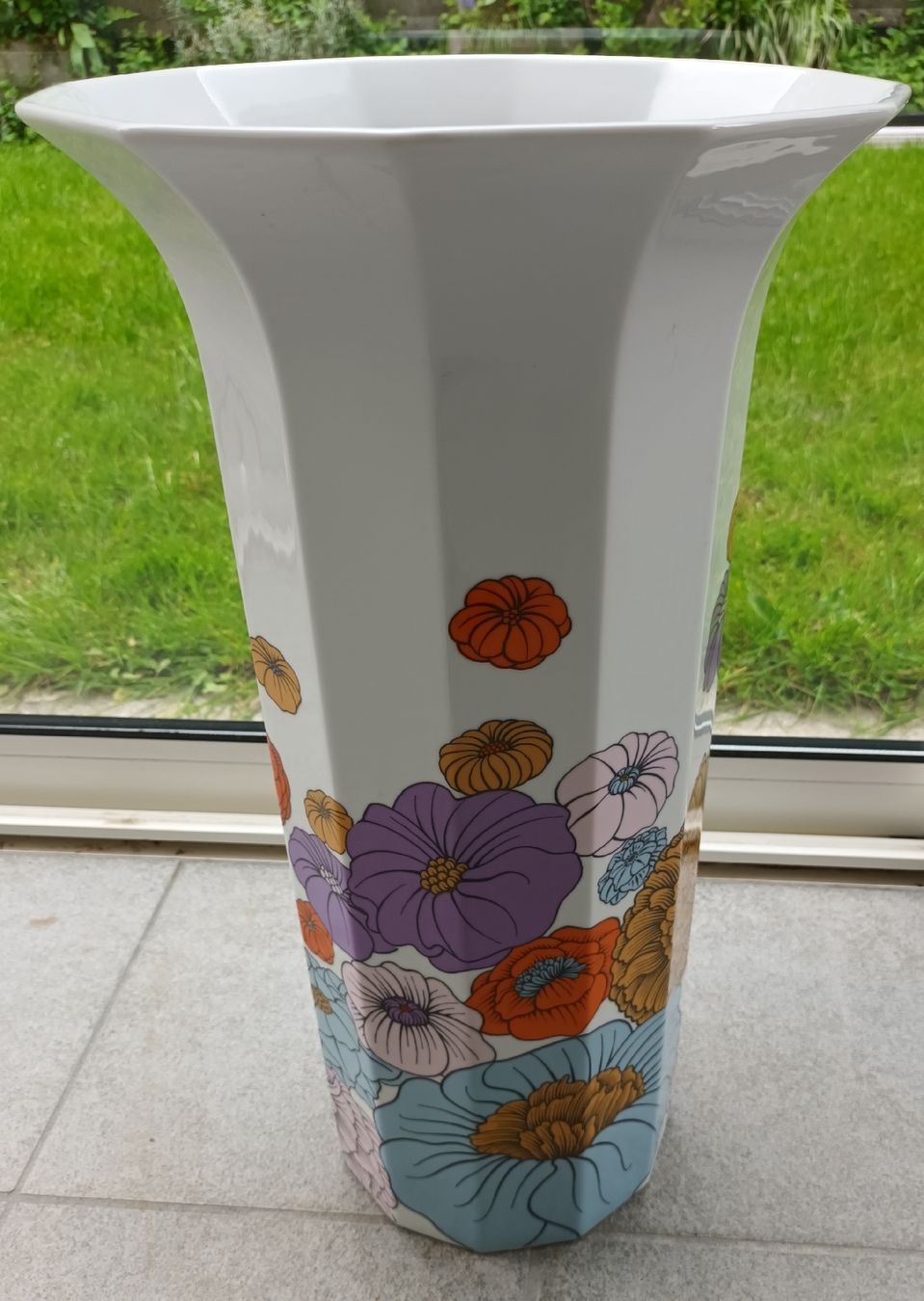 Rosenthal Vasen & Gefässe: Rosenthal Studio-Linie Bodenvase Polygon Tapio Wirkkala – Gebraucht aus Allenwinden von pro_nmg9 2