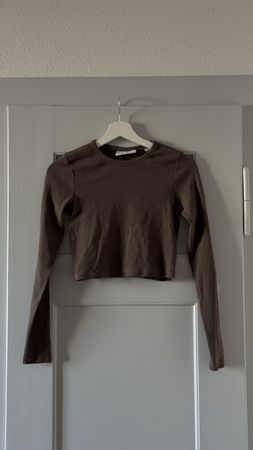 Geripptes Langarm Crop Top Gr. L in braun von JJXX